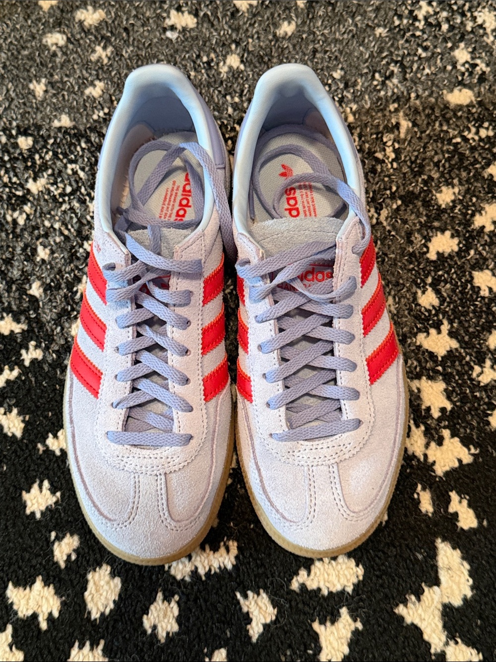 Pop of Red for fall! Adidas (Women’s 6) Blue Sneakers with Red Stripes